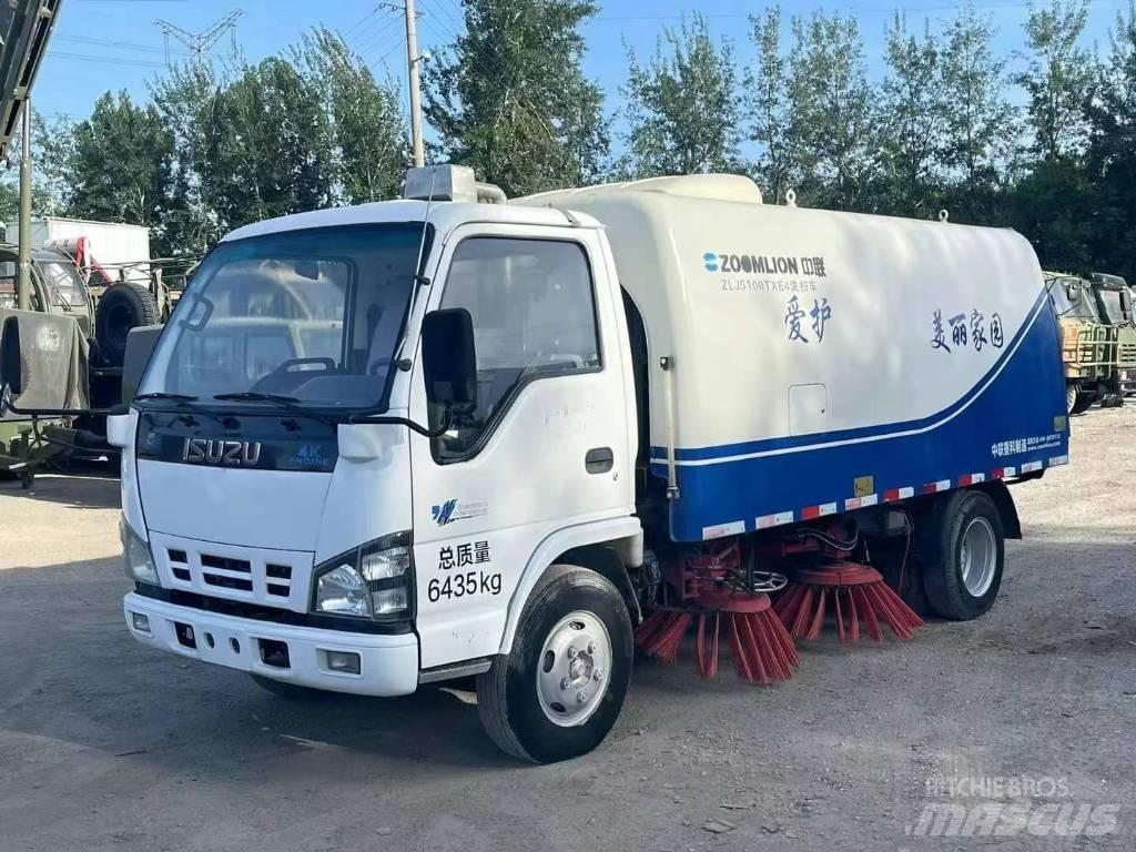 Isuzu 4K Kehrmaschine