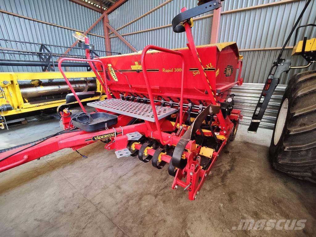 Väderstad Rapid300C Drillmaschinen