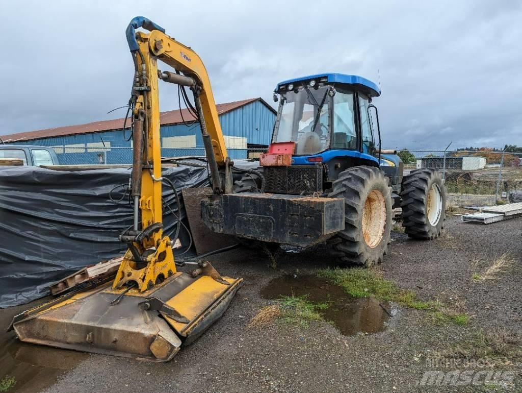 New Holland TV 6070 Kettensägen und Räumsägen