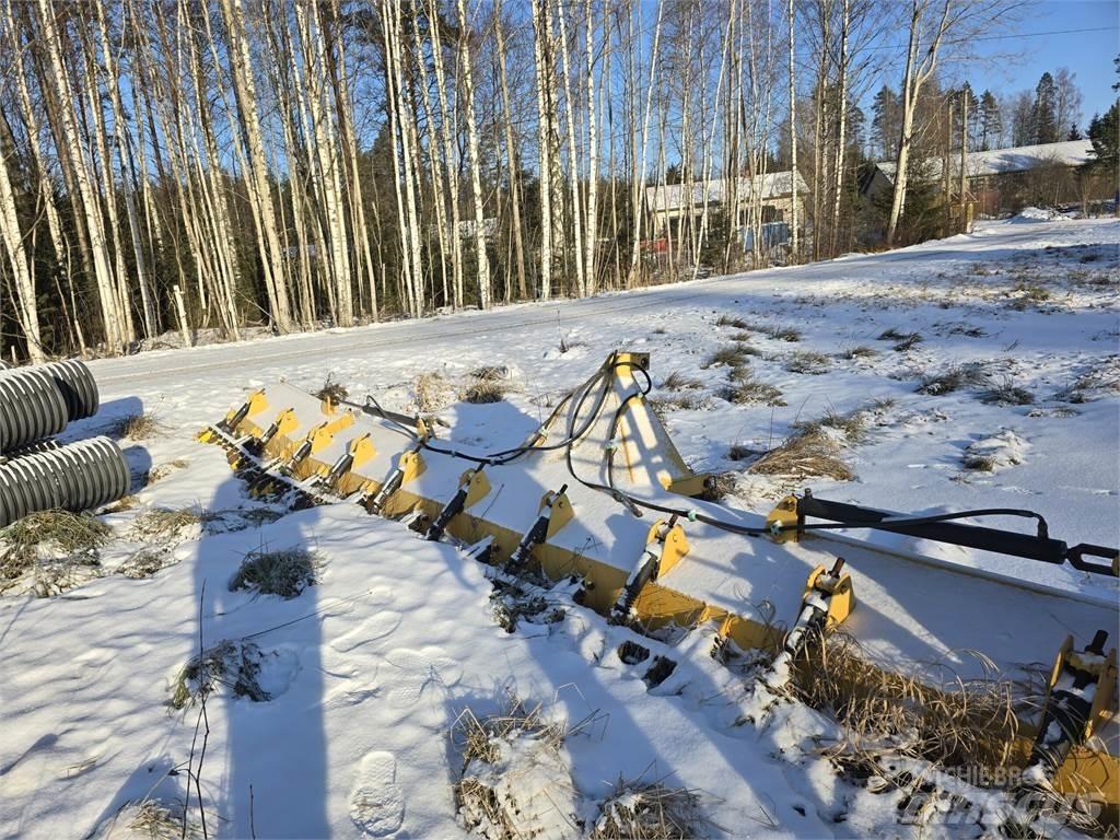  Veitsijyrsin Motoreggen / Rototiller
