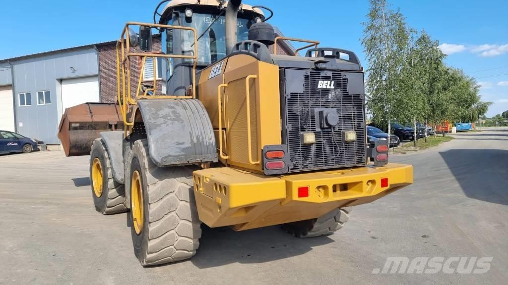 Bell L 2106 E Radlader