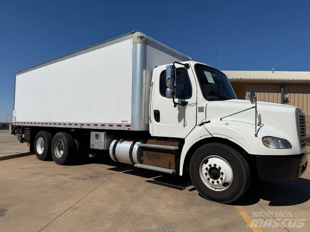 Freightliner M 106 Kofferaufbau