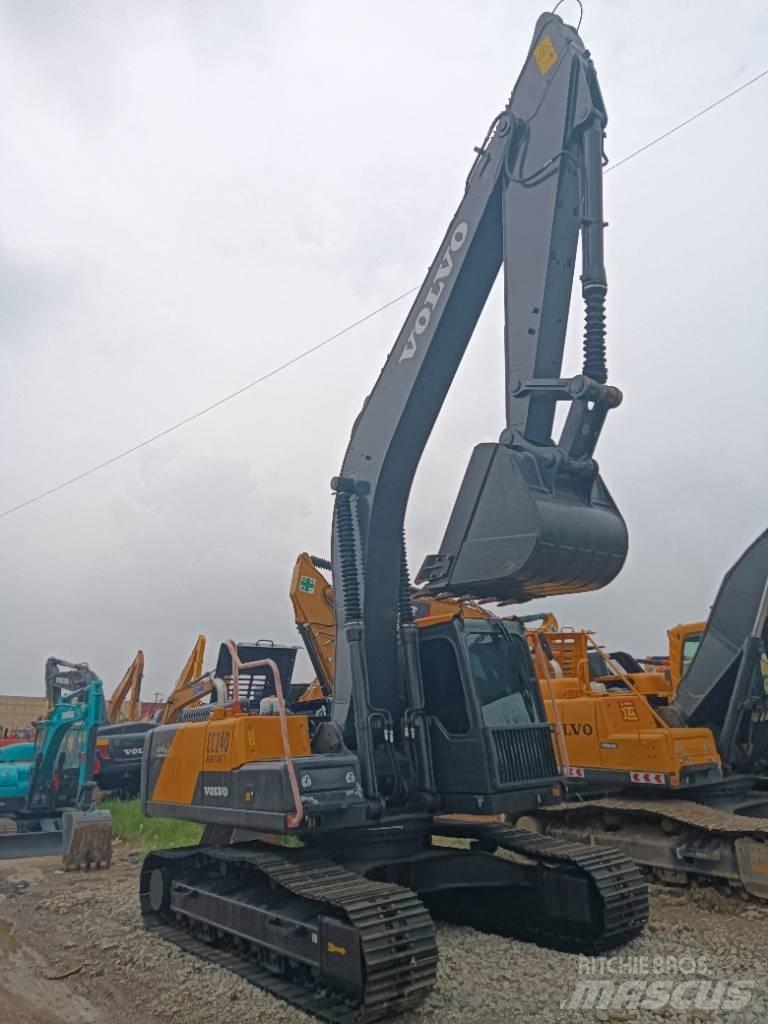 Volvo EC 240 Raupenbagger