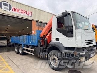Iveco Trakker 310 Kranwagen