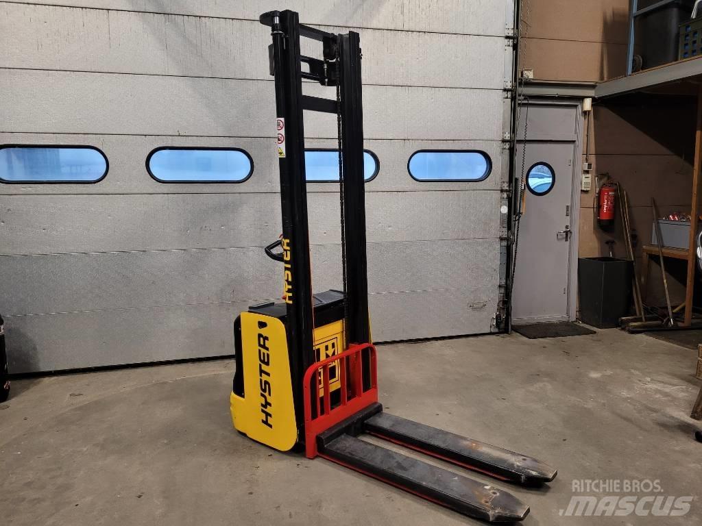 Hyster S 1.6 Deichselstapler