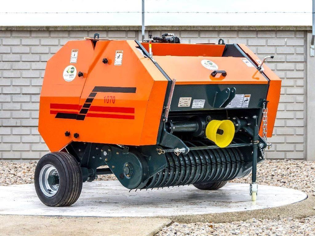  Komondor RKB-1070 Rundballenpressen