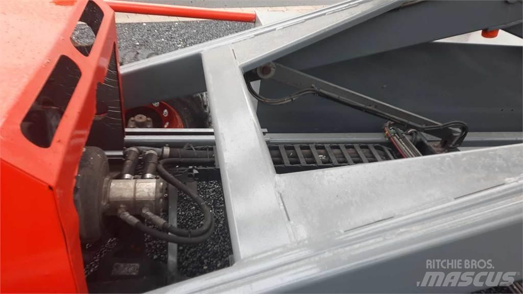 SkyJack 9250RT Scheren-Arbeitsbühnen