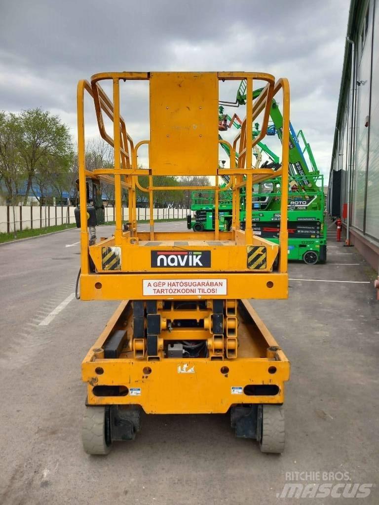 Haulotte Compact 10 Scheren-Arbeitsbühnen