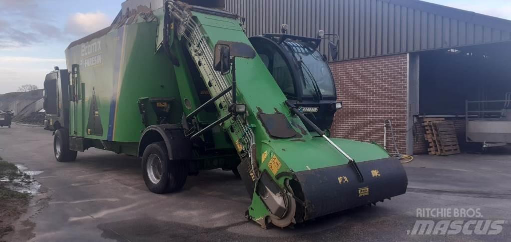 Faresin Leader 2600 Futtermischwagen
