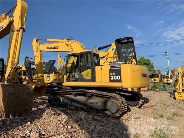 Komatsu PC300-7 Raupenbagger