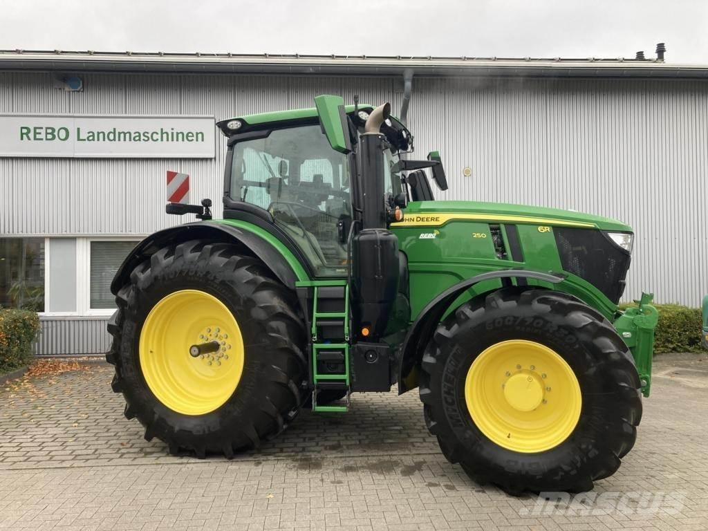John Deere 6R250 Traktoren
