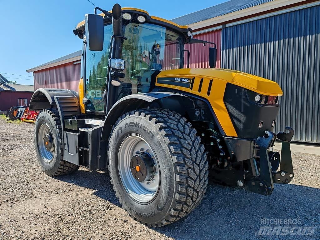 JCB Fastrac 4220 Traktoren