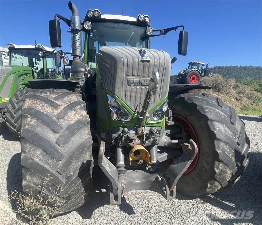 Fendt 933 Vario Traktoren