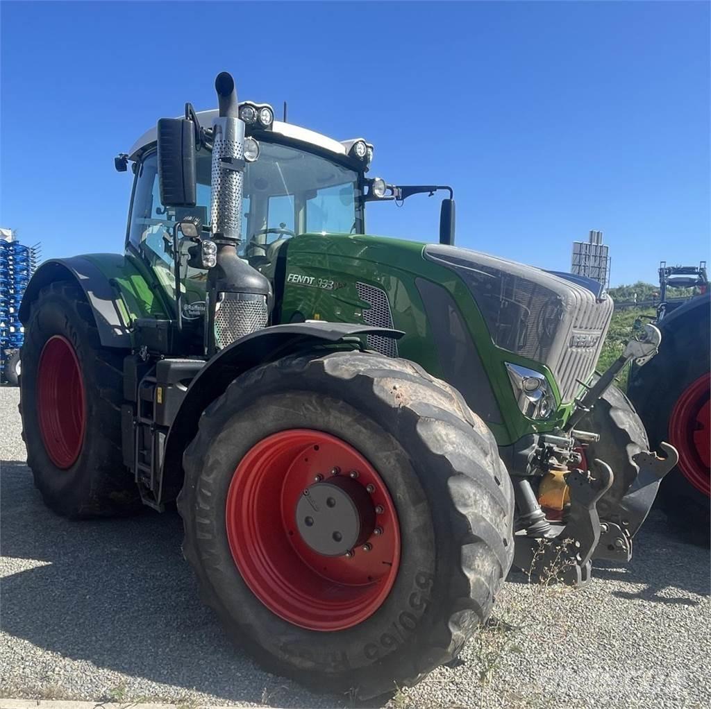 Fendt 933 Vario Traktoren