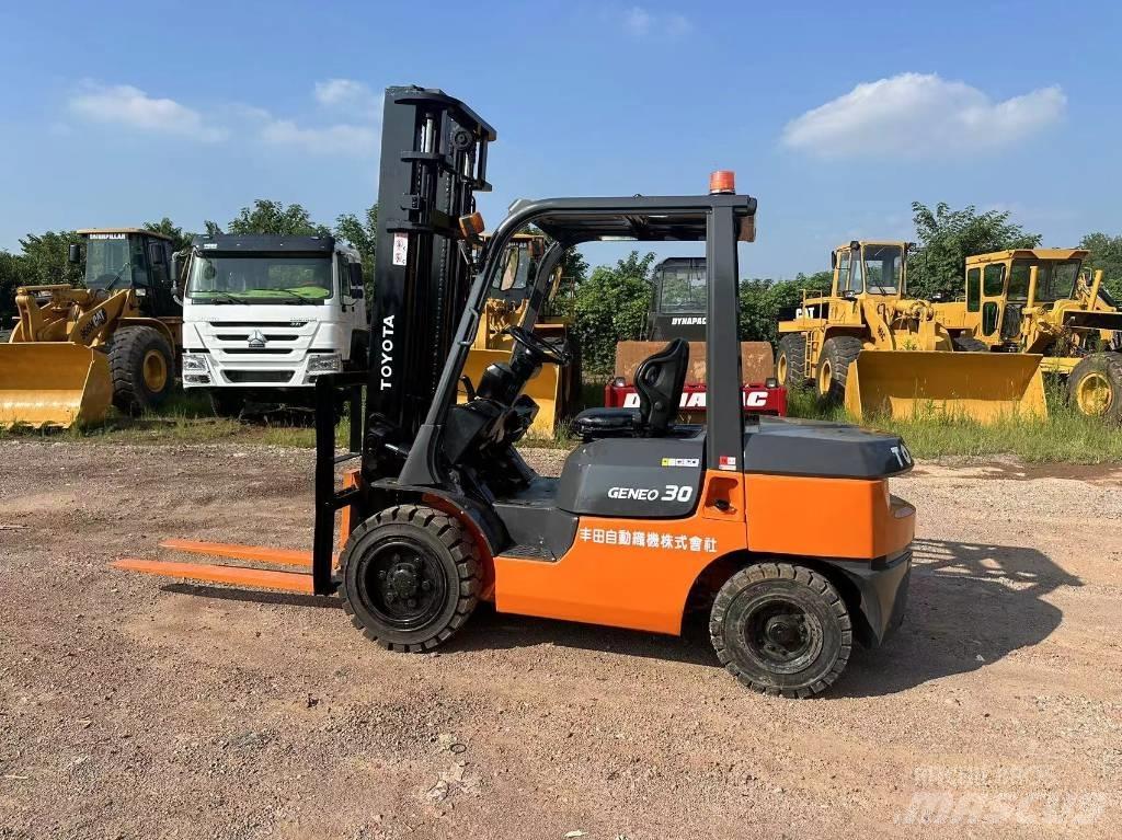Toyota FD 30 Diesel heftrucks