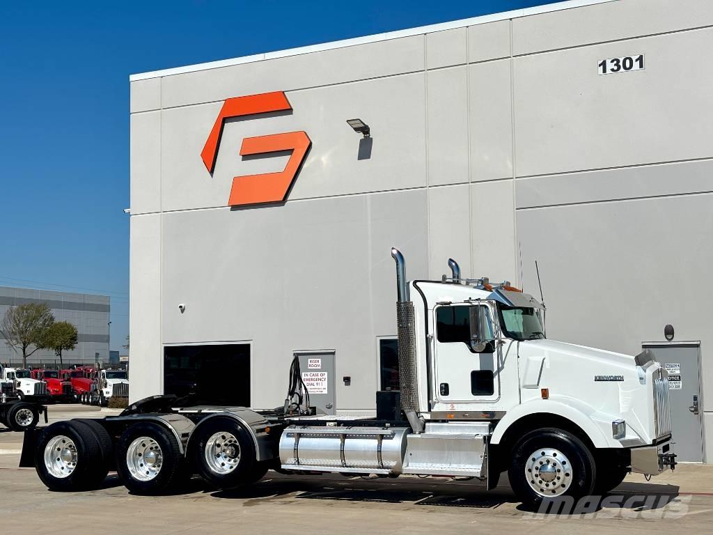 Kenworth T 800 Sattelzugmaschinen