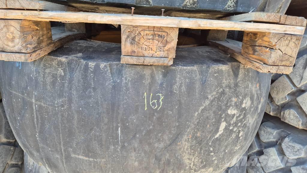  Hjulsæt 23.5R25 Reifen