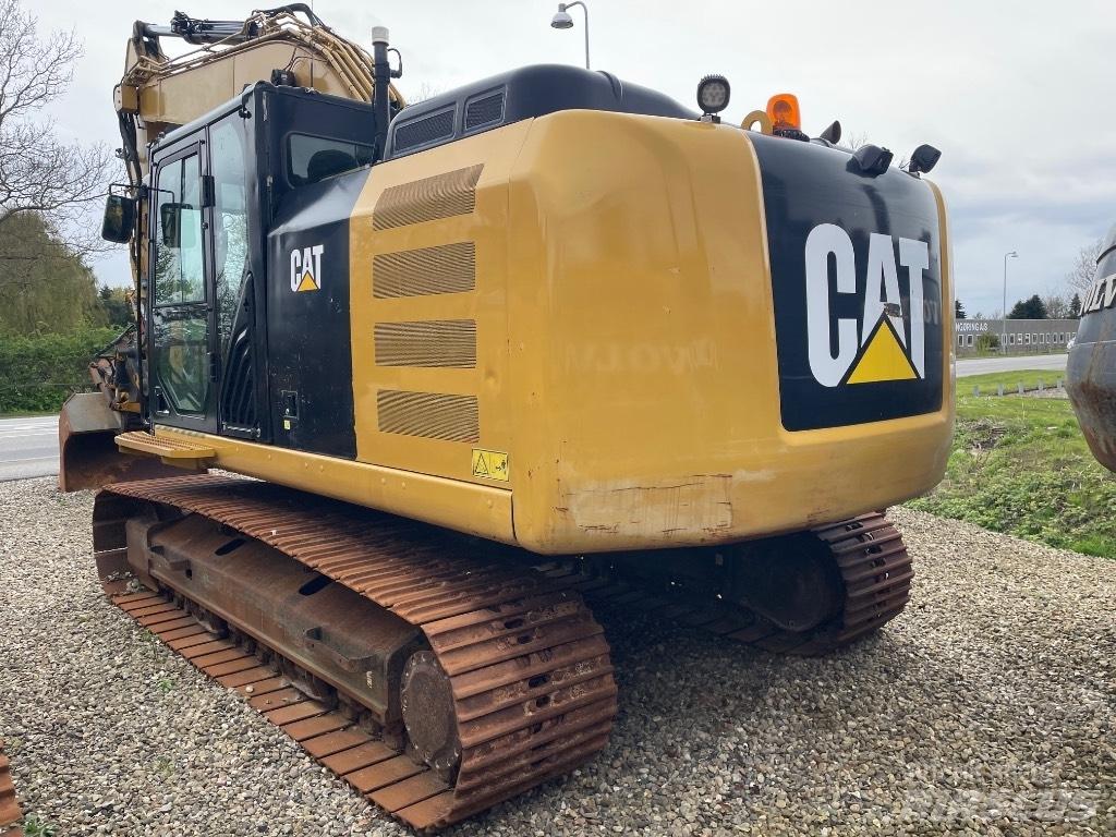 CAT 323FL Raupenbagger