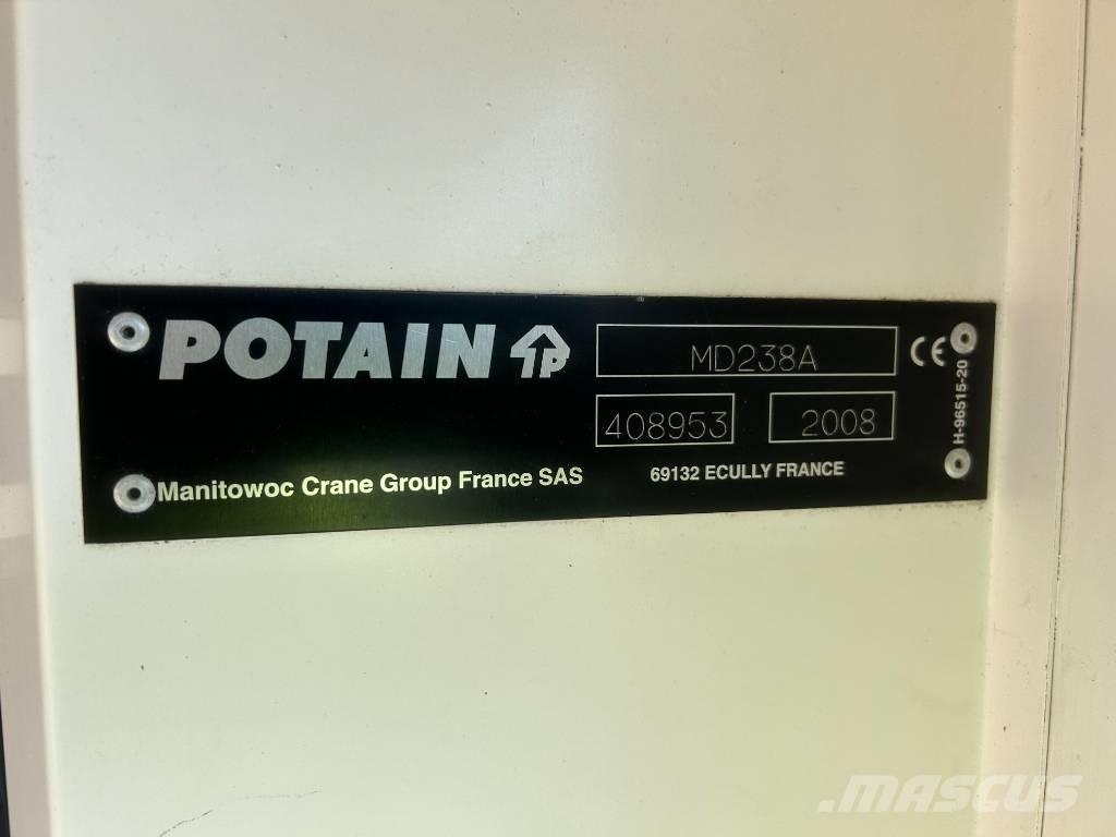 Potain MD238A-J10 Turmdrehkrane