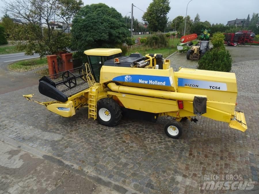 New Holland TC 54 Mähdrescher
