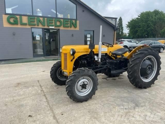 Massey Ferguson 35 Traktoren