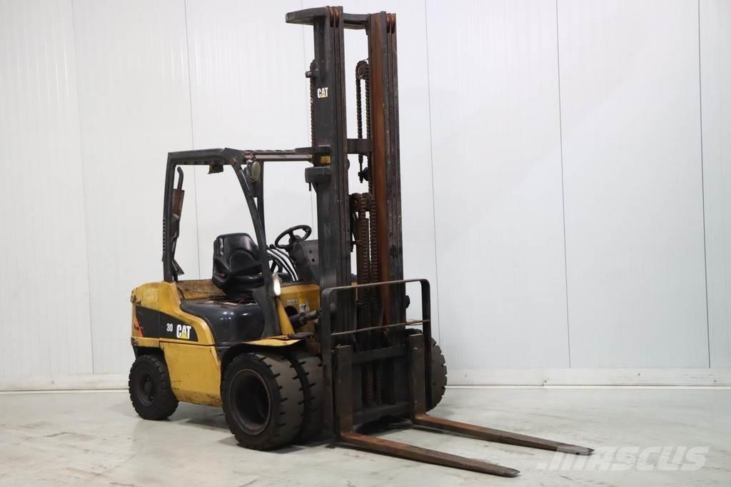 CAT DP30N Diesel heftrucks