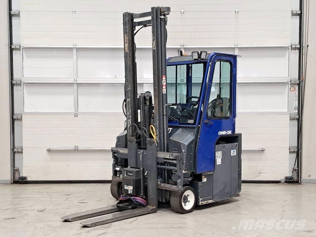 Combilift CBE3000 Seitenstapler
