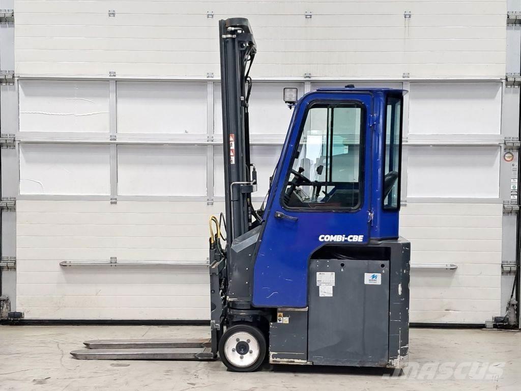 Combilift CBE3000 Seitenstapler
