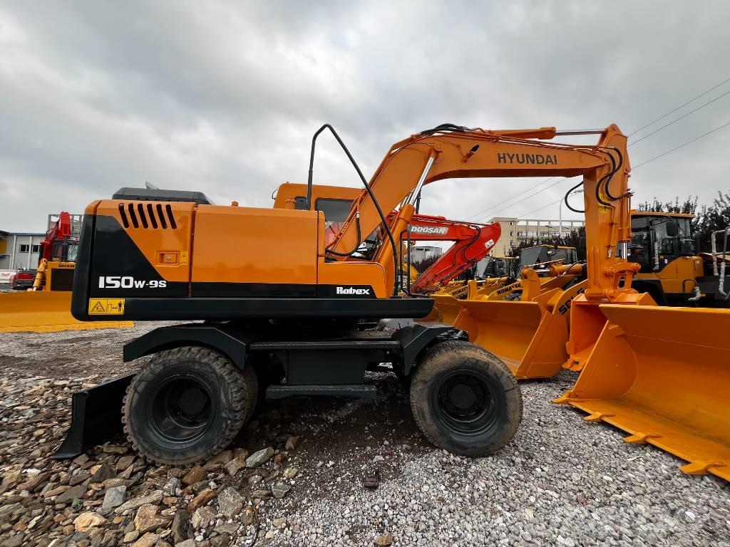 Hyundai 150W-9 Mobilbagger