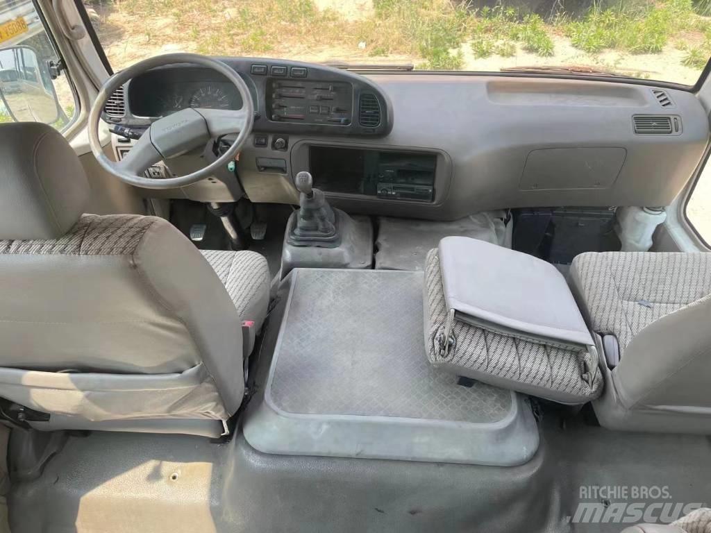Toyota Coaster Bus Minibusse