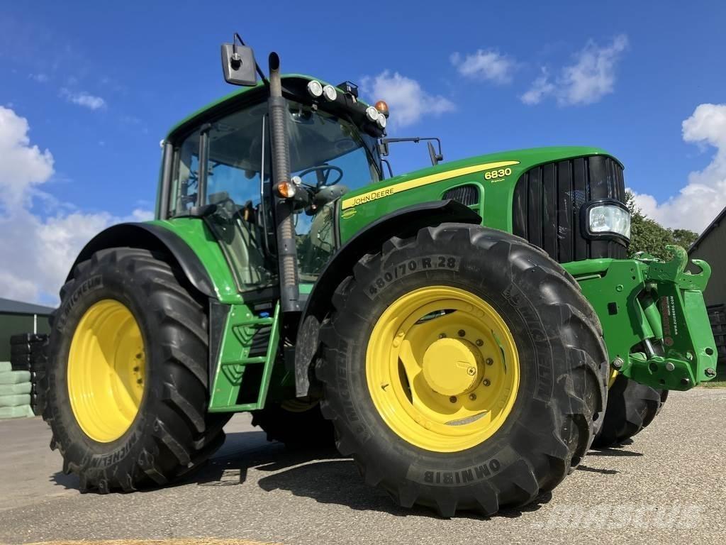 John Deere 6830 Traktoren