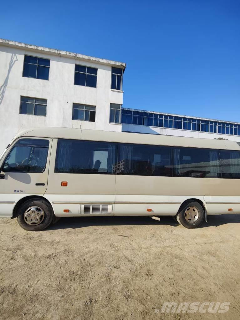 Toyota Coaster Überlandbusse
