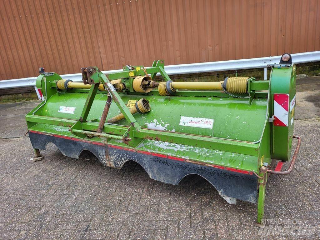 Baselier LKB 320 PKWs
