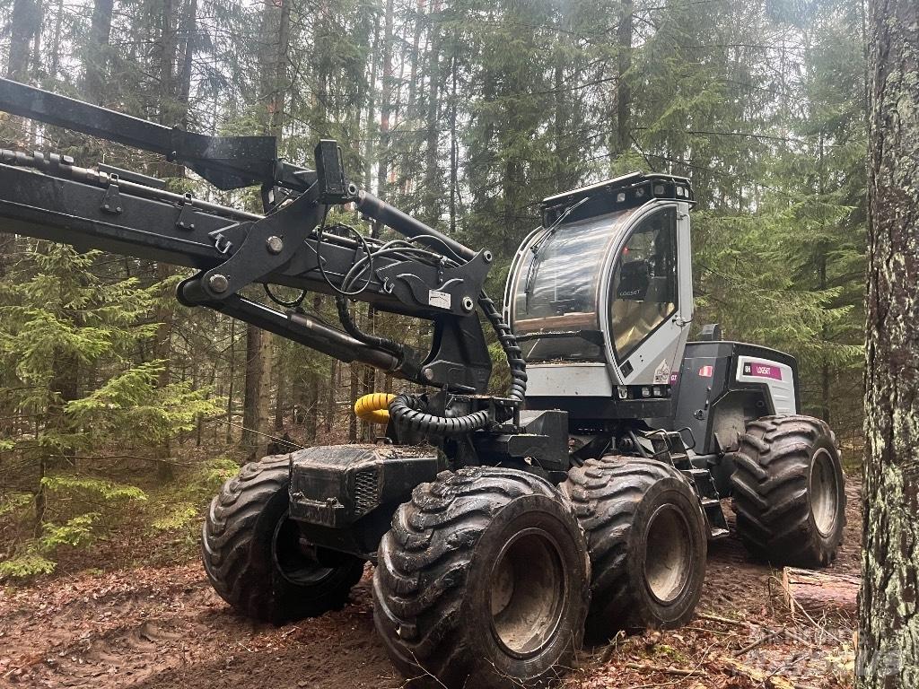 Logset 8 HGT Harvester