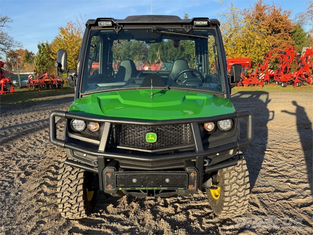 John Deere 835M Sonstige Landmaschinen