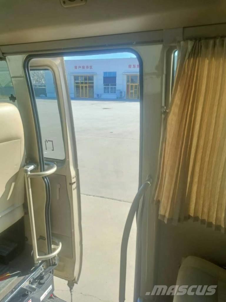 Toyota Coaster Bus Minibusse