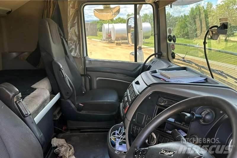 DAF FX Andere Fahrzeuge