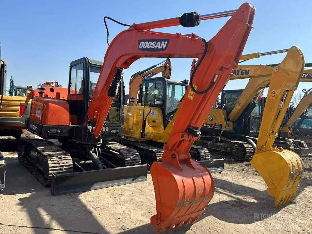 Doosan DH 55 Minibagger < 7t