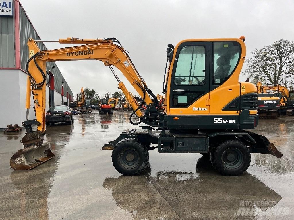 Hyundai R55W-9A Mobilbagger
