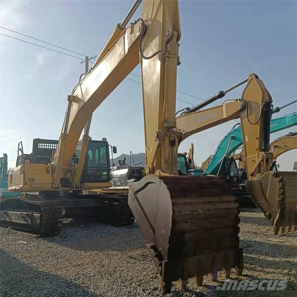 Komatsu PC450-8 Raupenbagger
