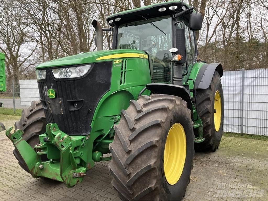 John Deere 7230R Traktoren
