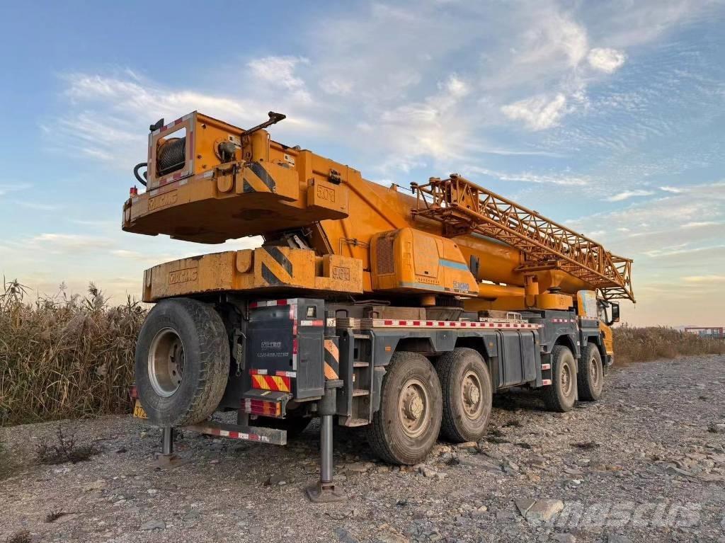 XCMG QY80L6 Ruwterrein kranen