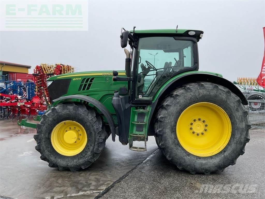 John Deere 6210R Traktoren