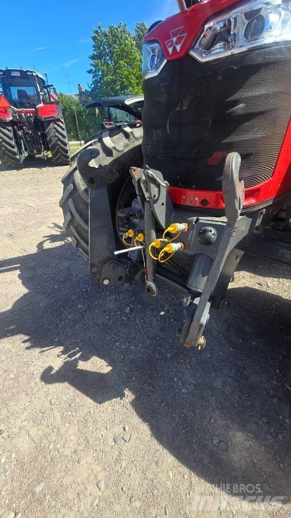 Massey Ferguson 5710 Traktoren