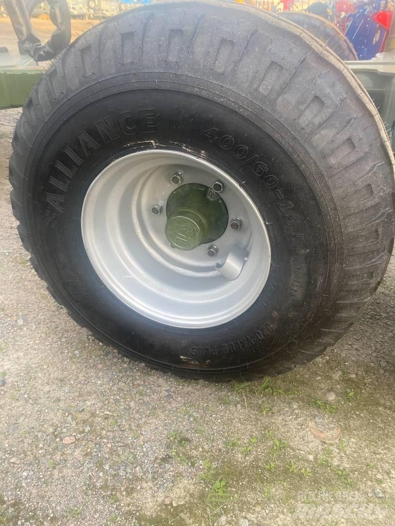 Farma T9F Forstanhänger