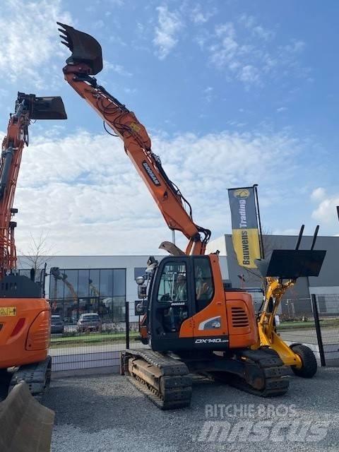 Doosan DX140LCR-5 Raupenbagger