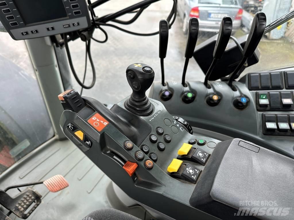 CLAAS Axion 810 CIS Traktoren