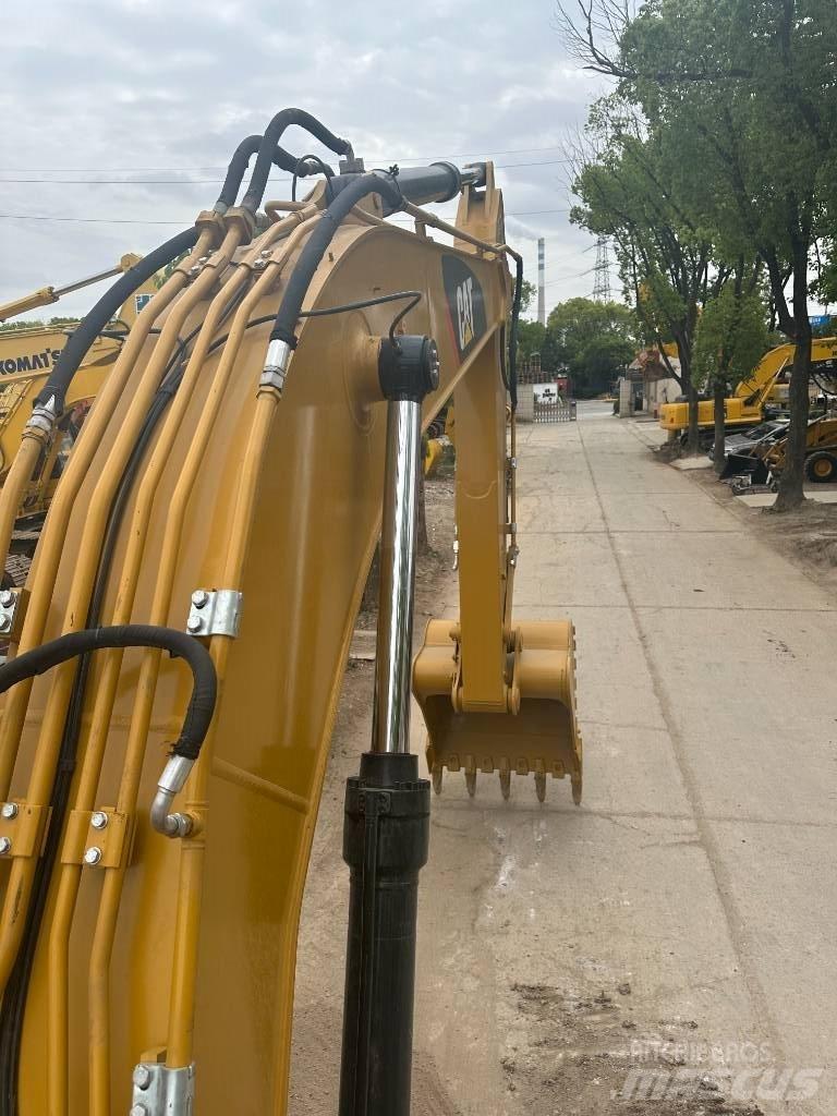 CAT CAT330D Midibagger  7t - 12t