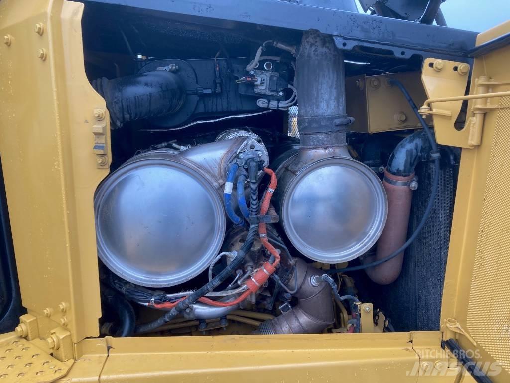 CAT D 6 LGP Bulldozer