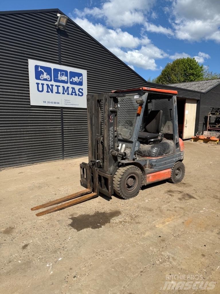 Toyota FD 25 Diesel heftrucks